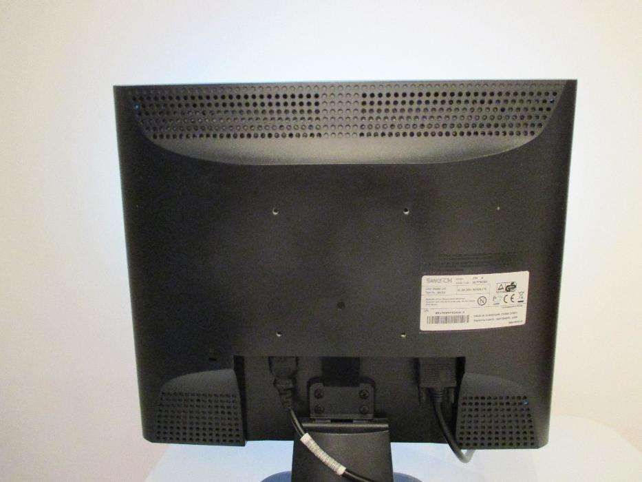 Monitor TFT 17 polegadas - Samtron 73V