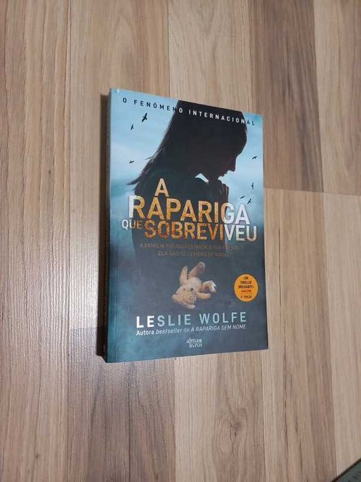 Livro "A rapariga que sobreviveu"