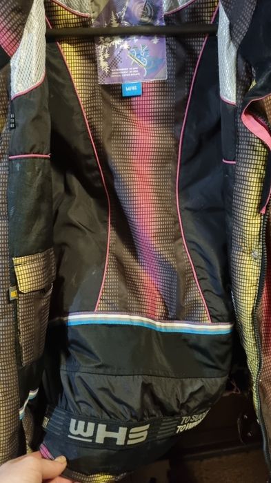 Горнолыжная куртка 46р