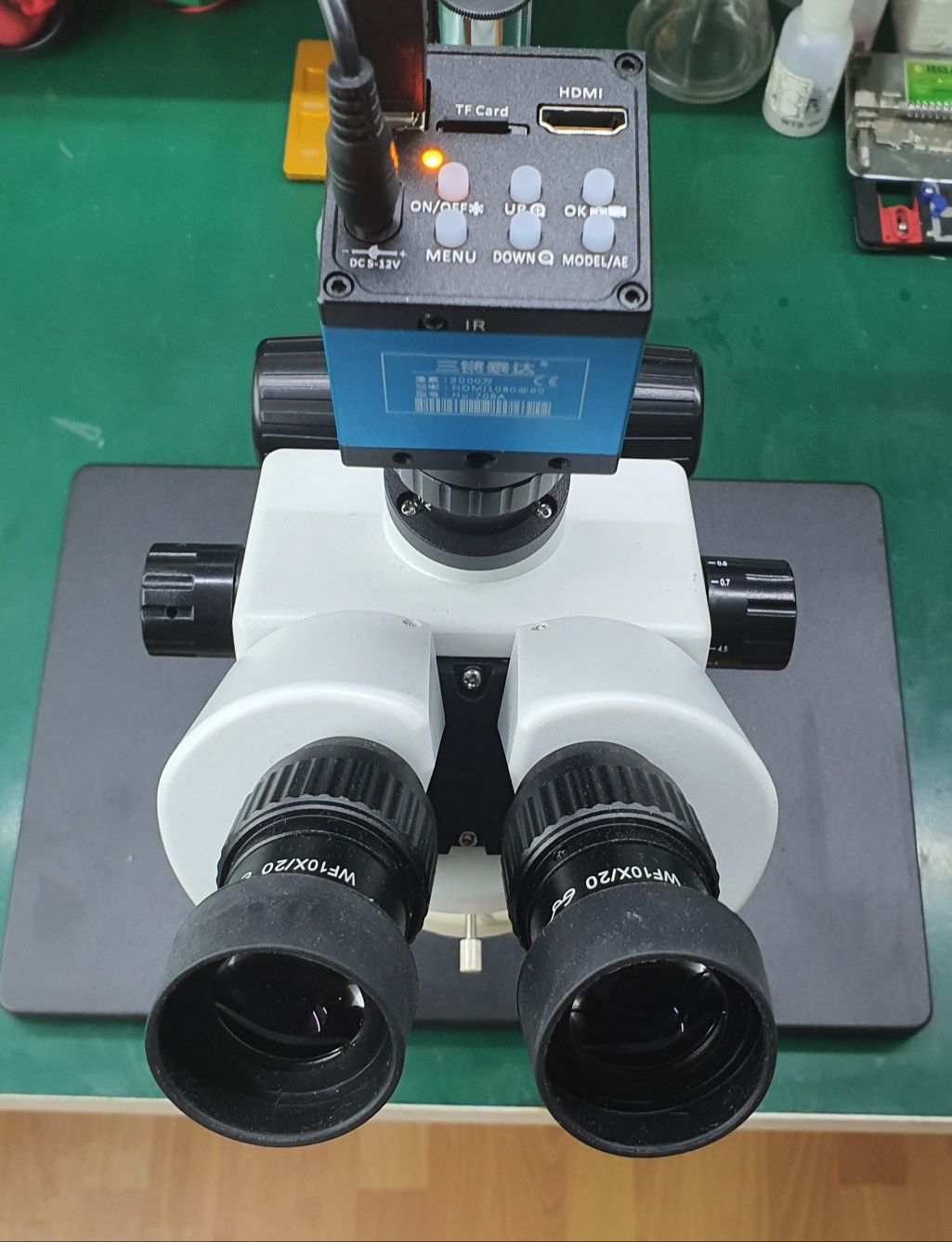 Microscópio digital para eletrônica