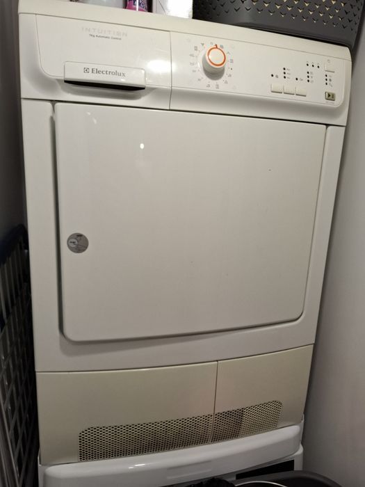 suszarka do ubrań Electrolux EDC 67550