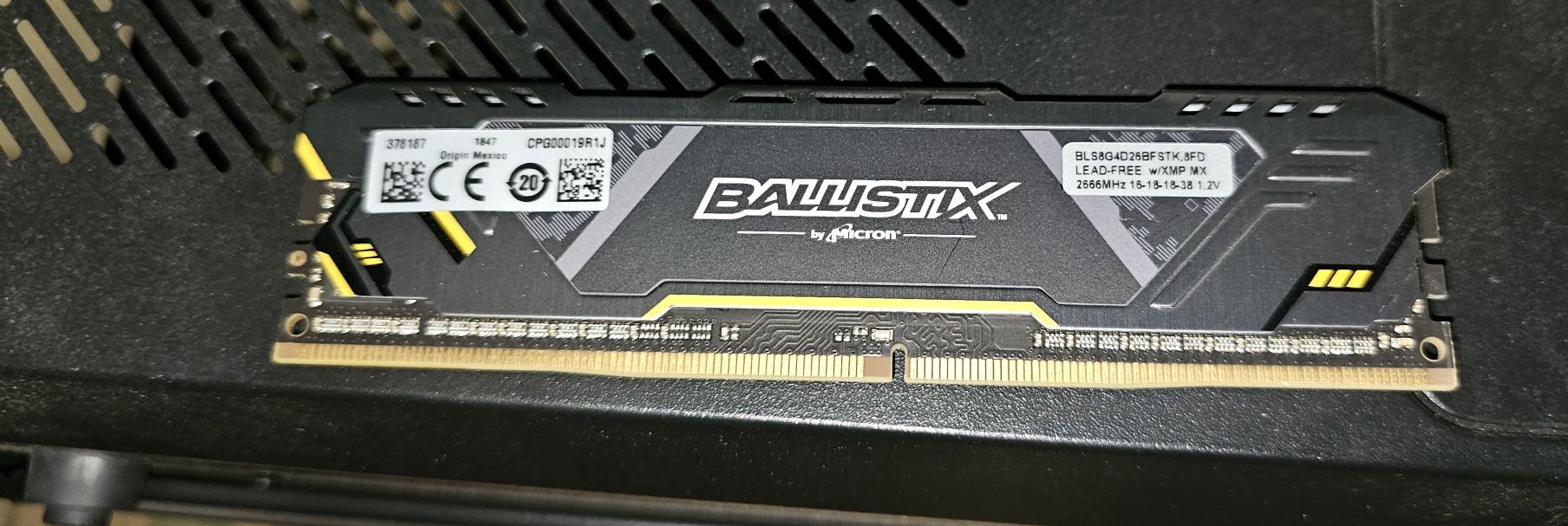 2x8GB DDR4 2666MHz Corsair BALLISTIX