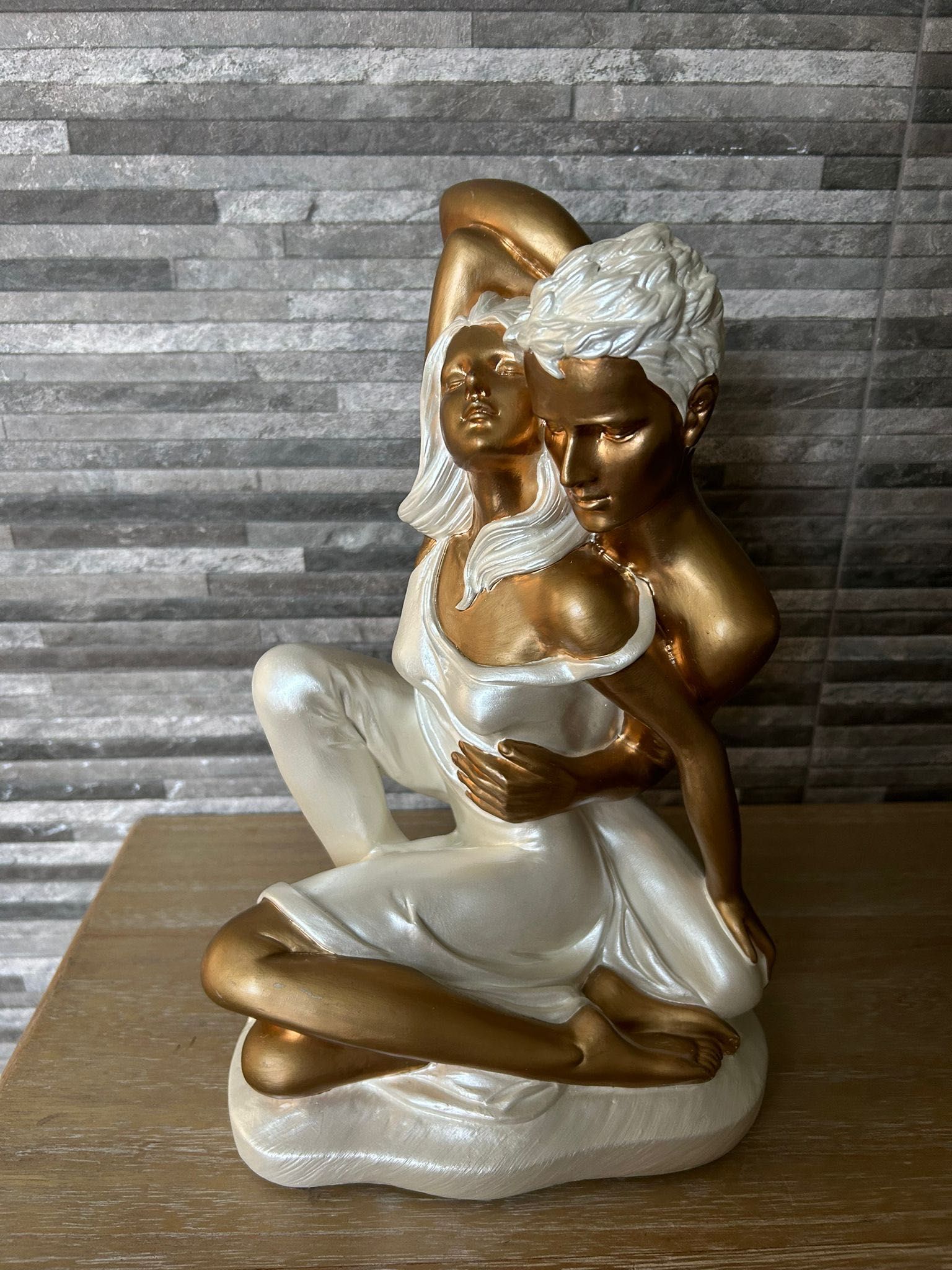 Estatua cerâmica