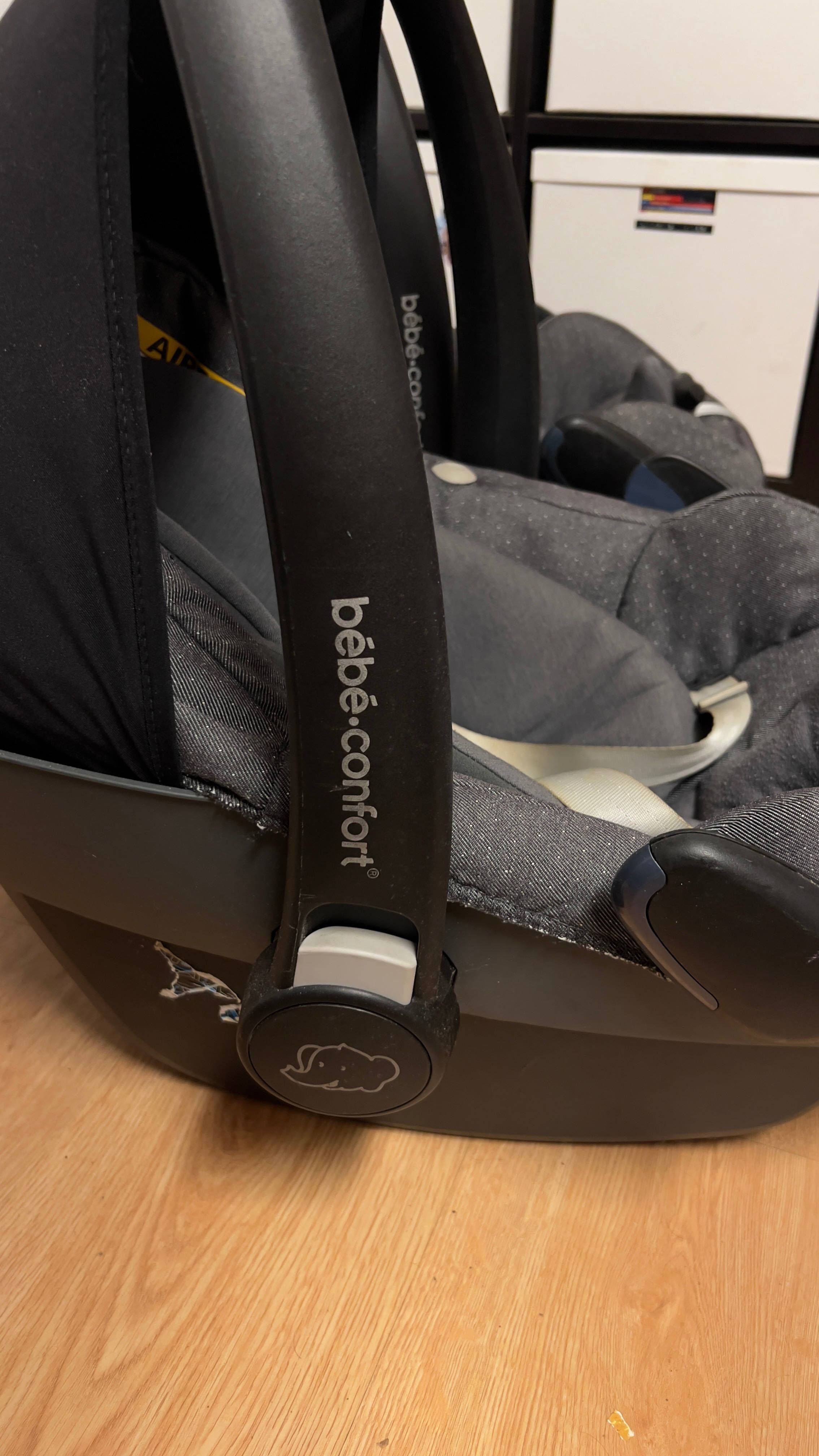 Bébé Confort Pebble Plus I-Size (2 ovinhos)