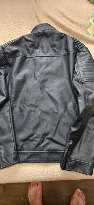 Męska, czarna kurtka skórzana S