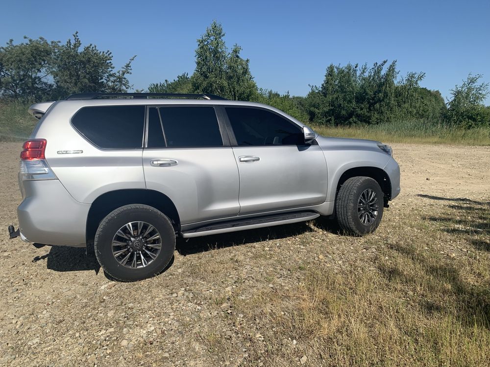 Продається авто тойота прадо 150