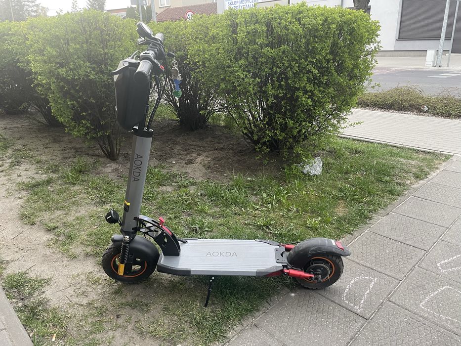 Sprzedam lub zamienie hulajnoge elktryczną
