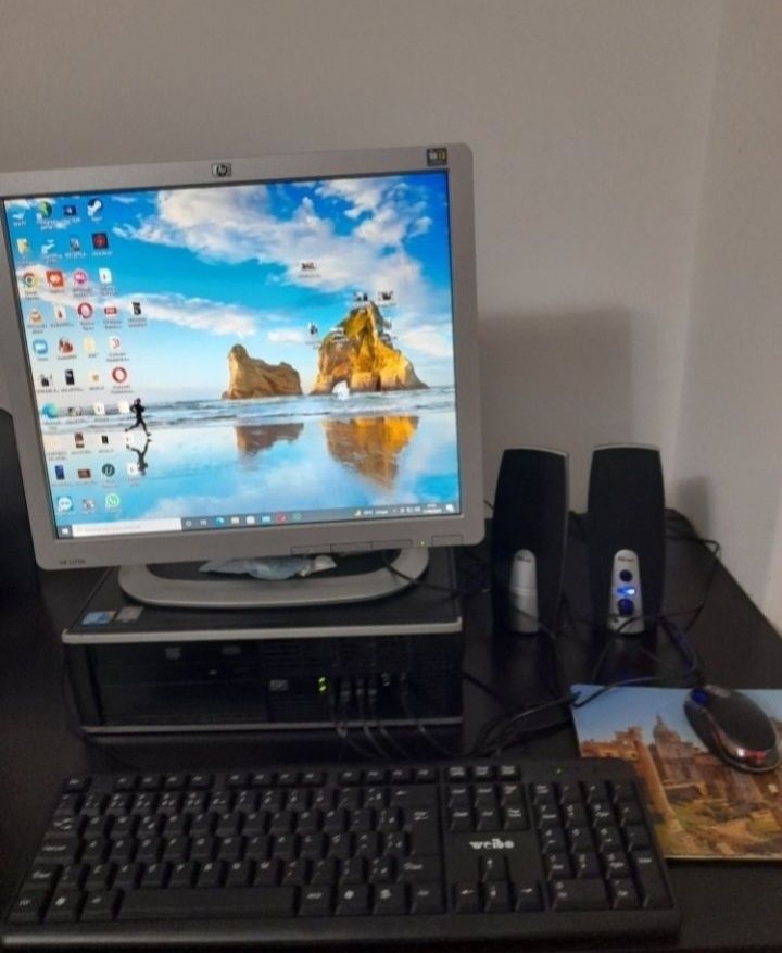 Vendo PC, monitor e teclado com rato