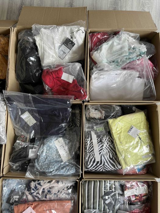 Box odzieży mix 15 szt. z metkami i bez | Hurt | Second hand