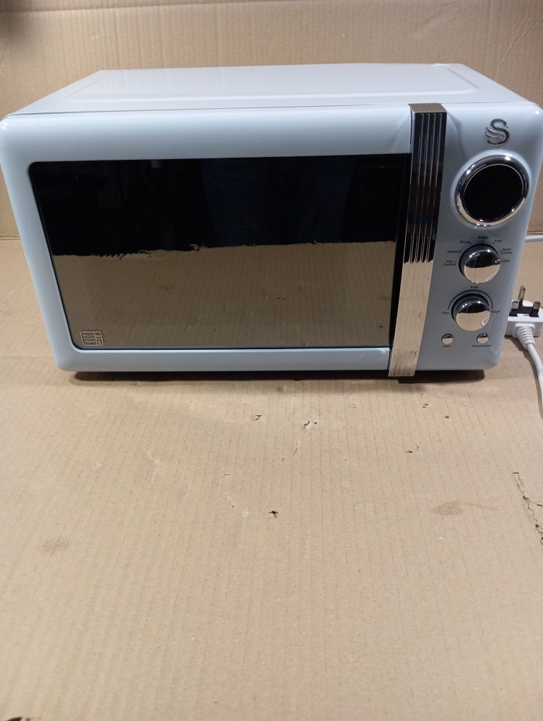Mikrofalowa retro z serii Swan moc 800 W