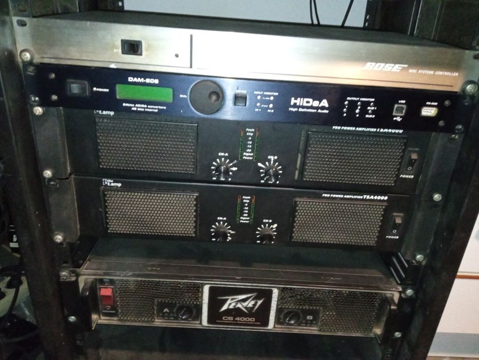 Amplificadores áudio Peavey bom estado