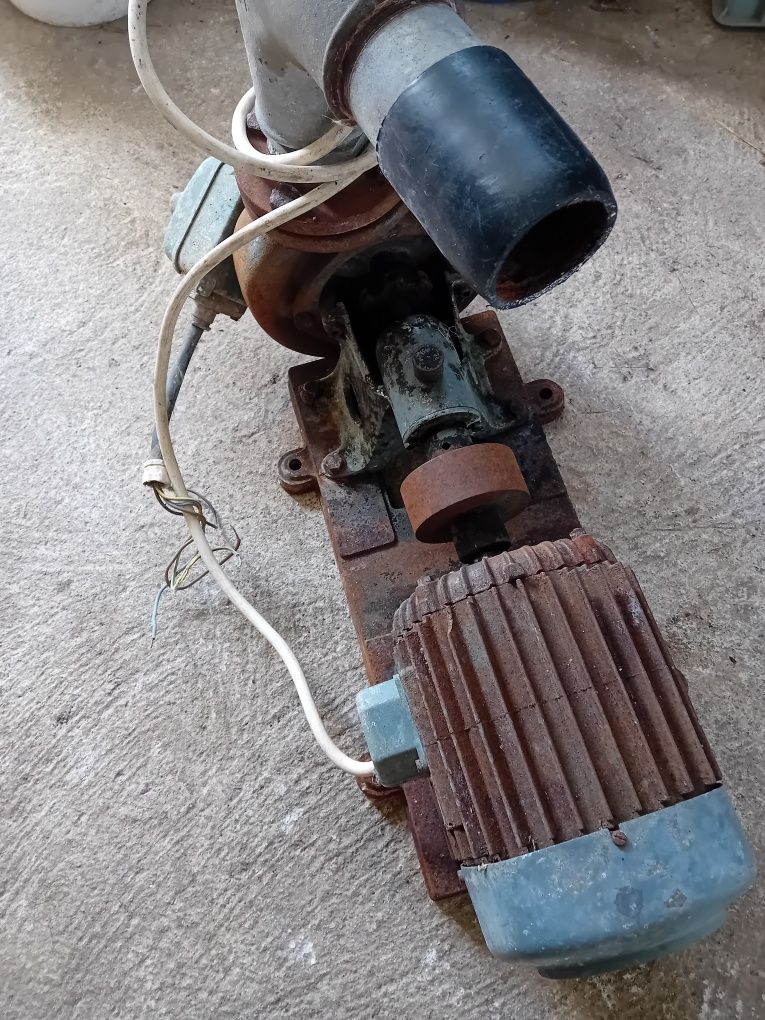 Motor de rega duas e meia