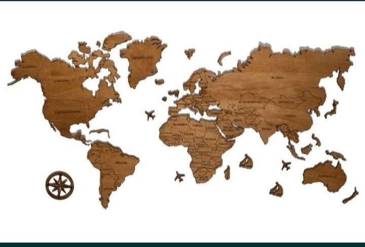 Drewniana mapa świata z granicami państw