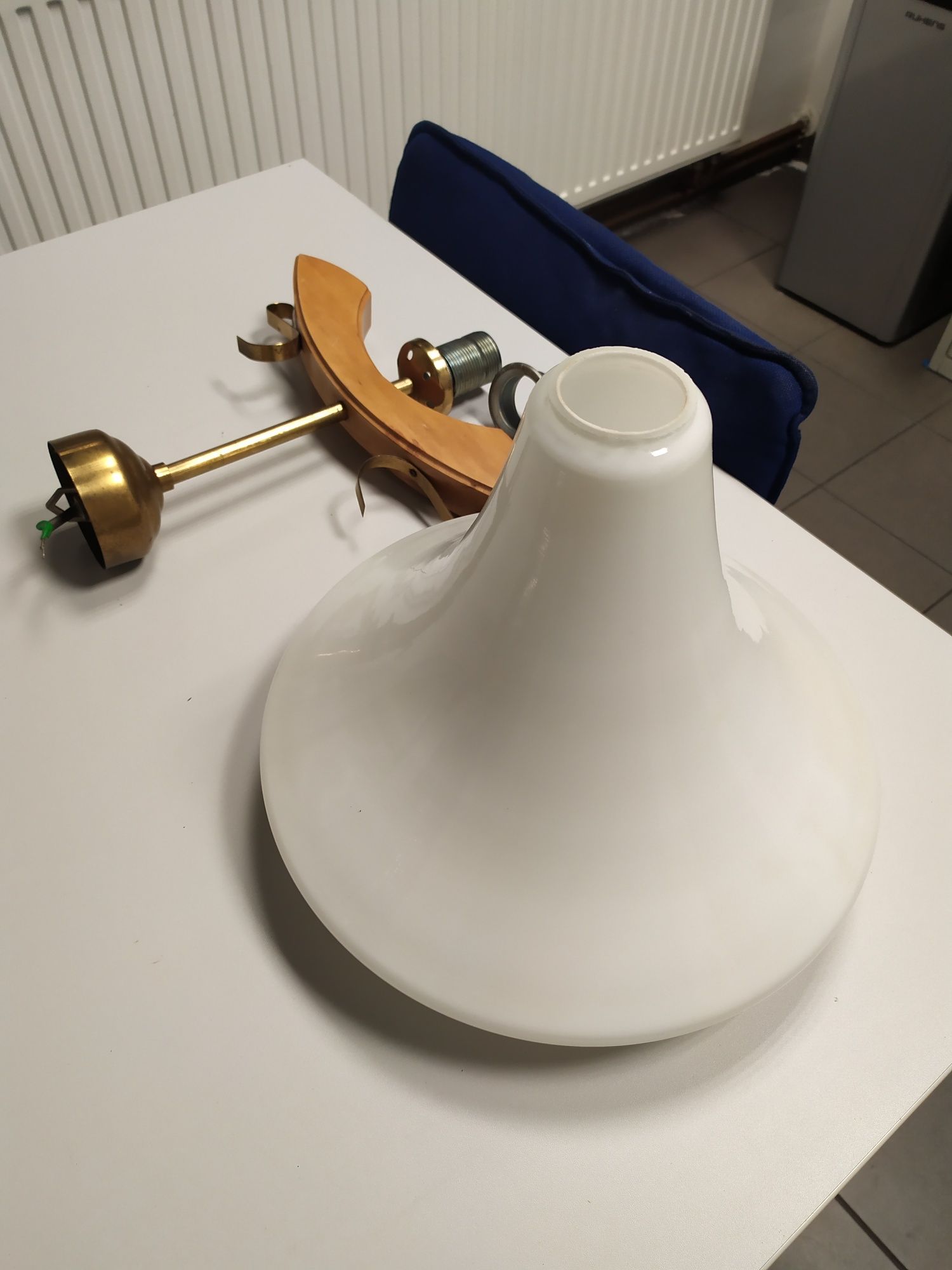 Lampa wisząca sufitowa antyk PRL.