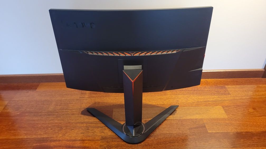 Monitor Lenovo Y27f