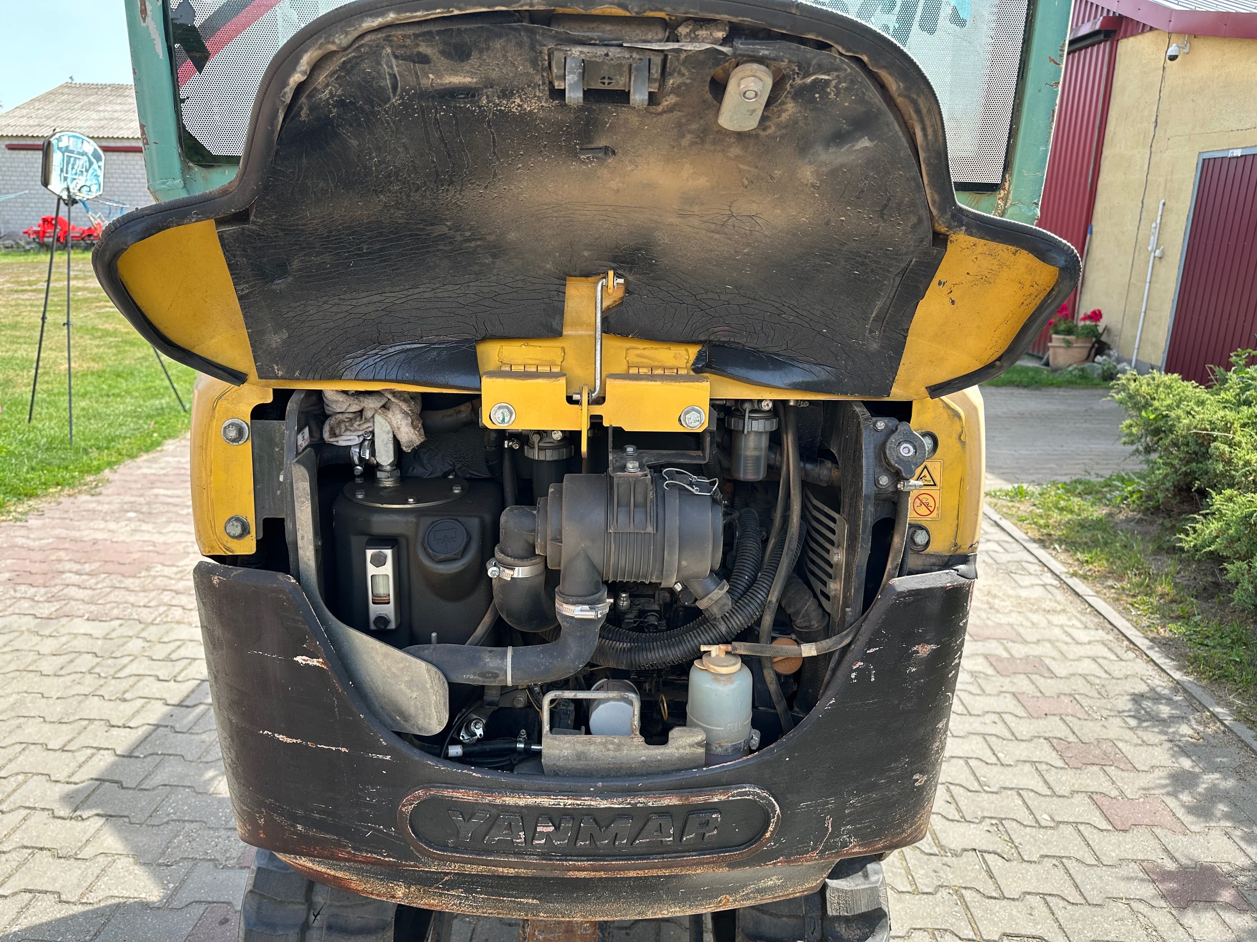 Minikoparka YANMAR 2014 rok w oryginale komplet 3 łyżek 1730kg + Linia