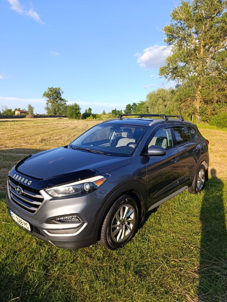 Продам Hyundai Tucson 2016 рік.