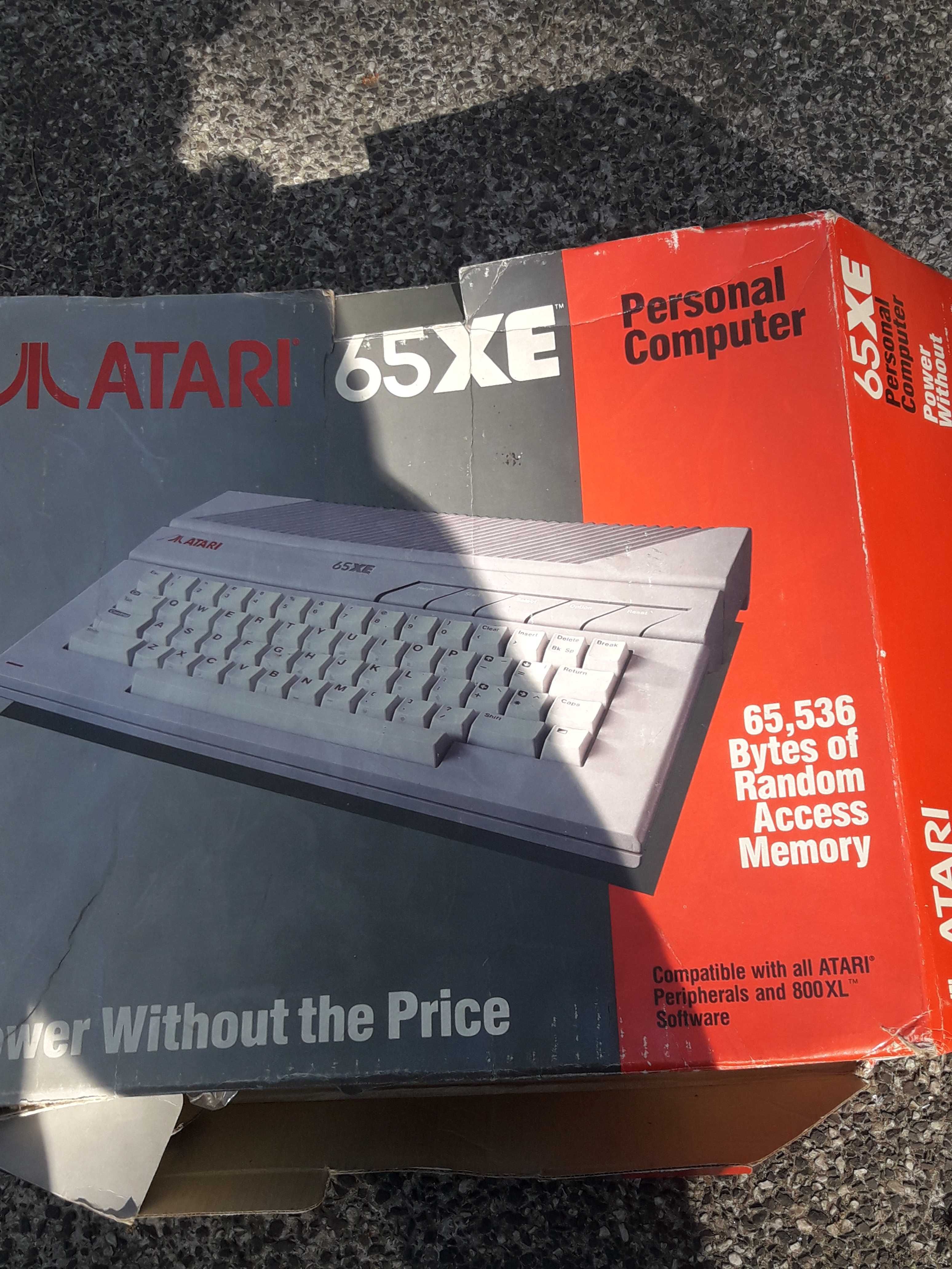sprzedam komputer ATARI 65XE