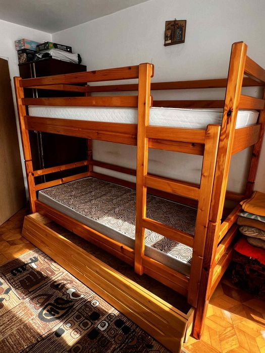 Łóżko drewniane piętrowe z materacami 80 od stolarza