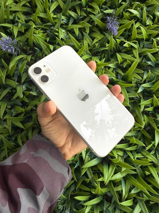 Apple iPhone 11 64GB Branco - Loja Ovar
