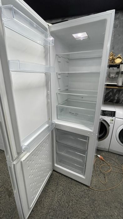 Двухкамерний холодильник 185см Європа