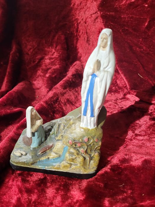 Maryja Lourdes gipsowa Matka Boża