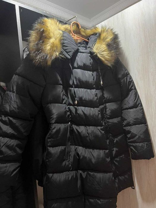 Жіноча курточка/пальто