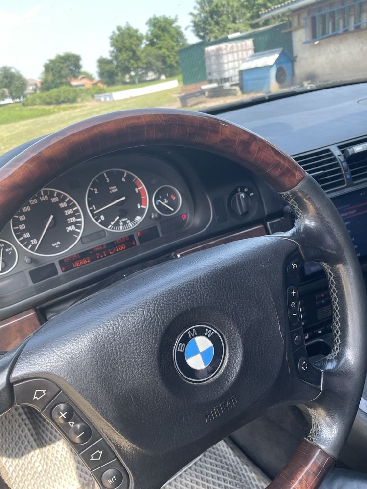 Продаю BMW e39 3.0