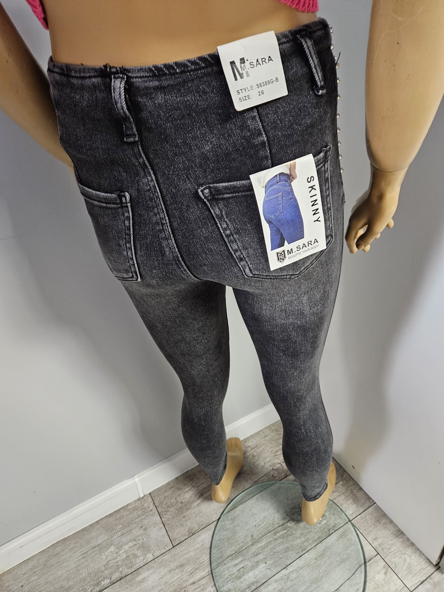 Nowe z metką spodnie jeansowe M Sara z cyrkoniami dżetami rozm s