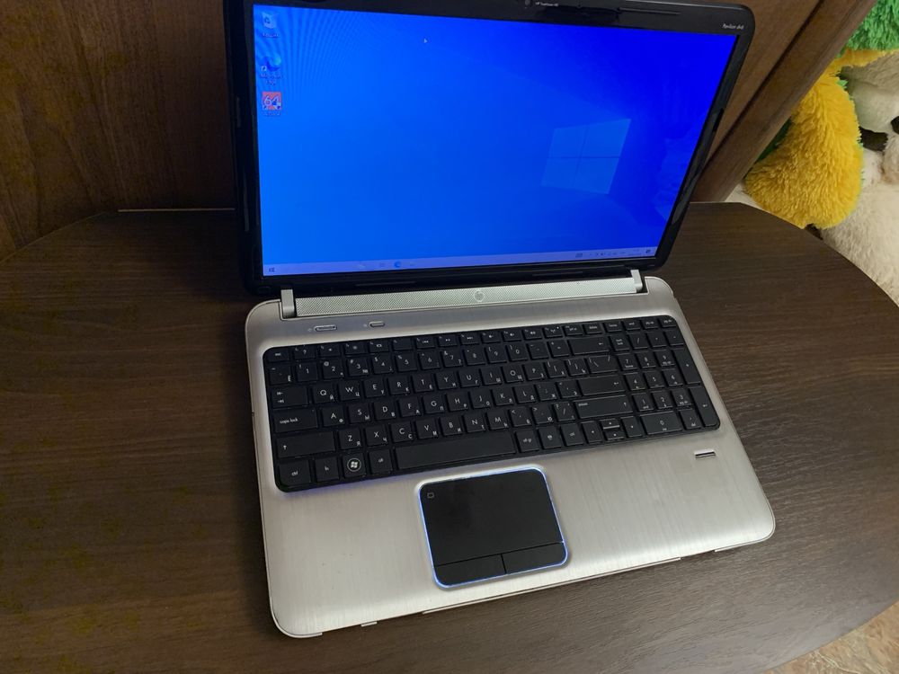 Ноутбук HP DV6 i5 | 8GB | HD6700 | 120+500GB
