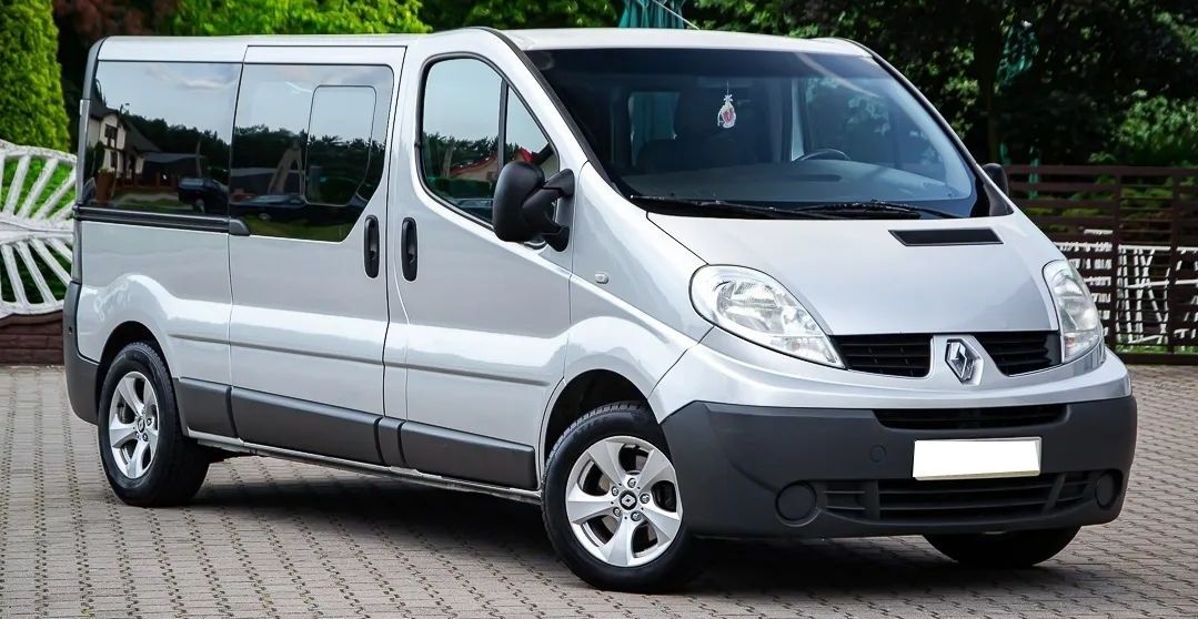 WYNAJEM BUSA Renault Trafic 8 i 9-cio osobowy. Klima, HAK / WOLNE TERM