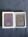 Apple wallet filoletowy