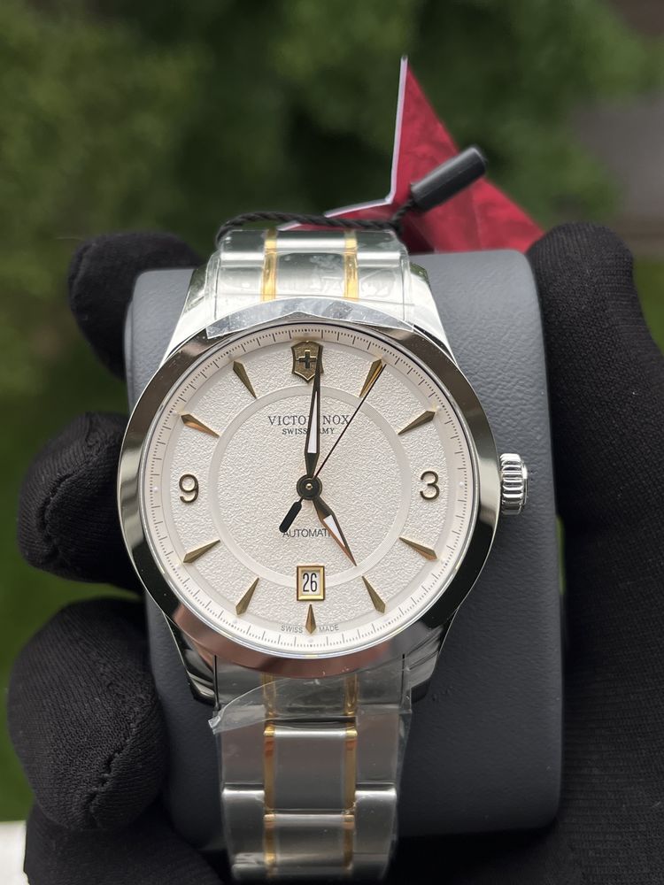 Швейцарские механические часы Victorinox Alliance Automatic 241874