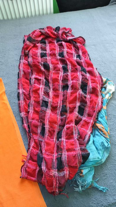 Szaliki damskie zestaw