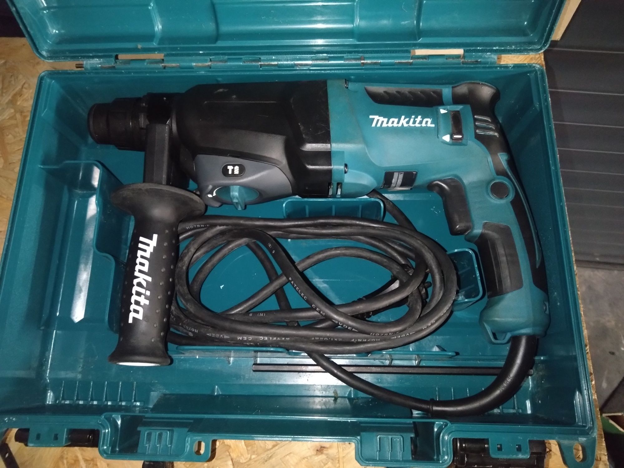 Młotowiertarka Makita HR2600