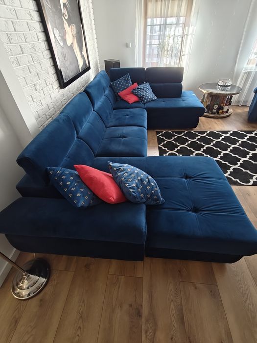 Duży tapicerowany narożnik