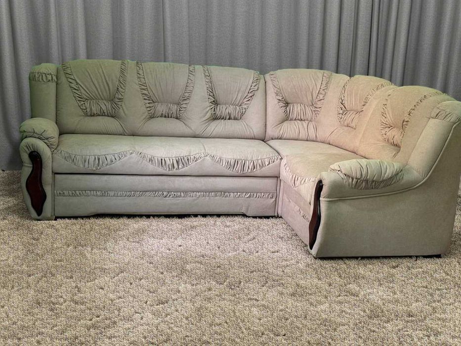 Продам кутовий диван