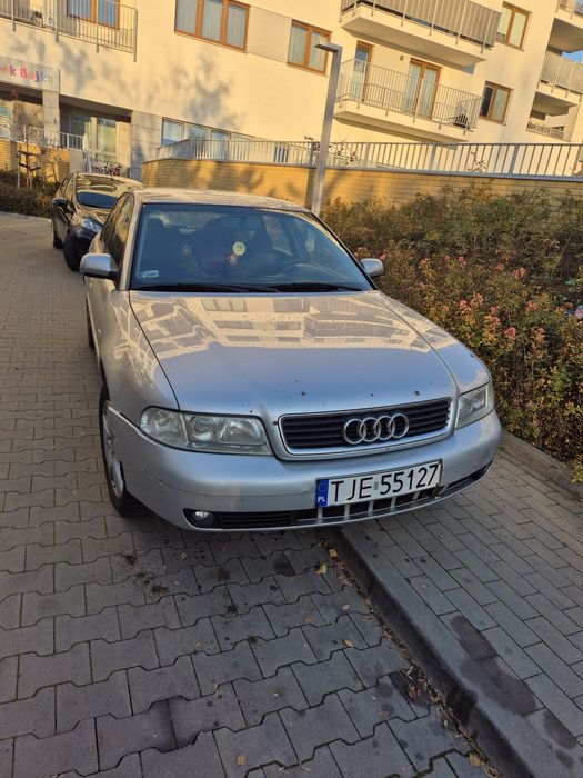 Sprzedam samochód Audi A4