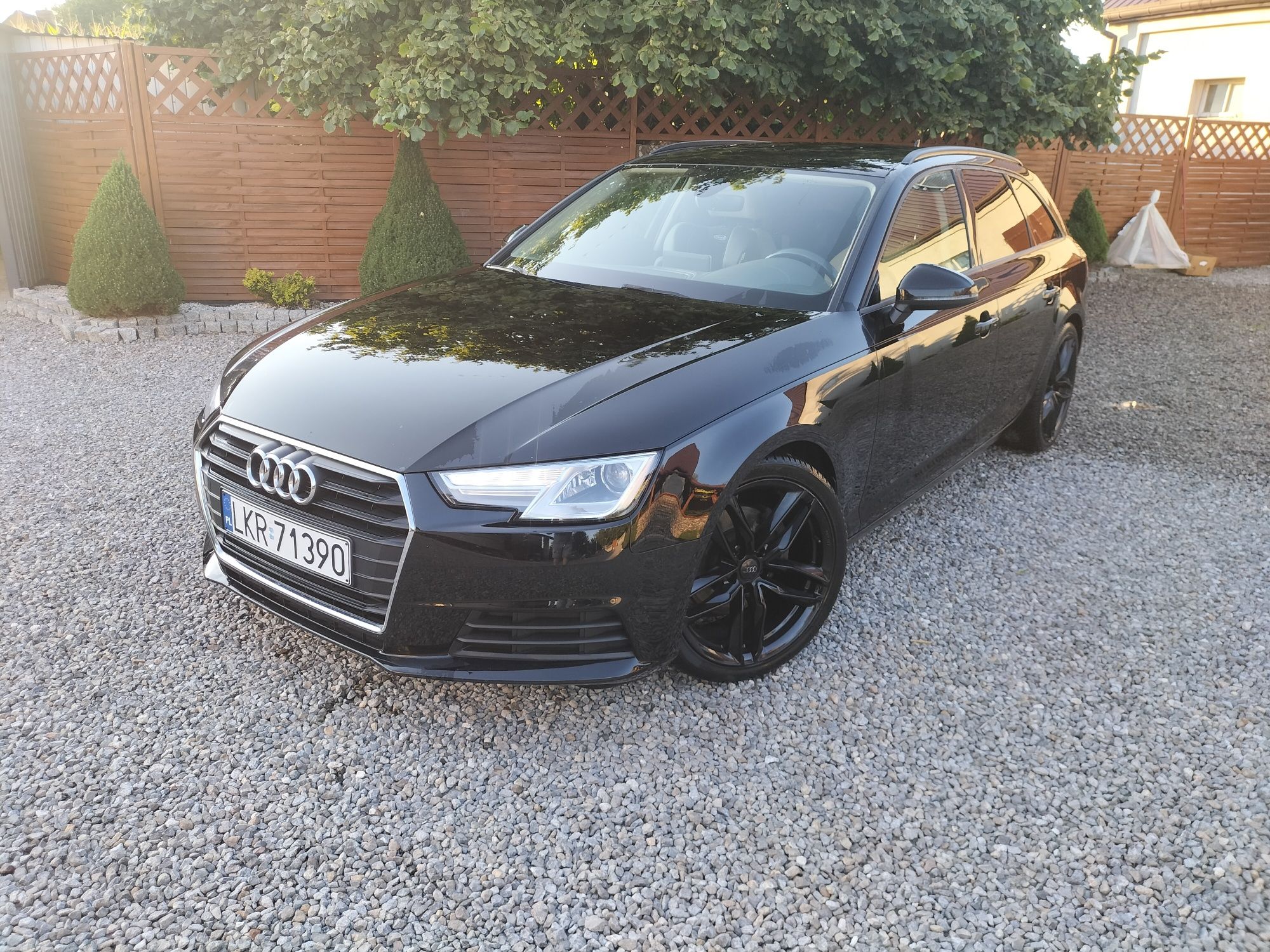 Audi A4 B9 2.0Tdi 150KM 2016r PRYWATNE
