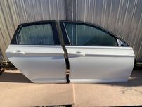 Двері передні задні в сборі VW Jetta MK7 USA розборка