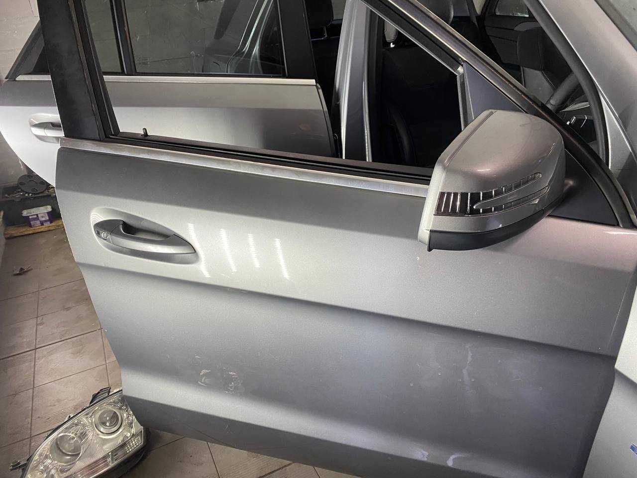 Двері передні задні Mercedes ML w166 МЛ 166 колір 792 дверка шрот