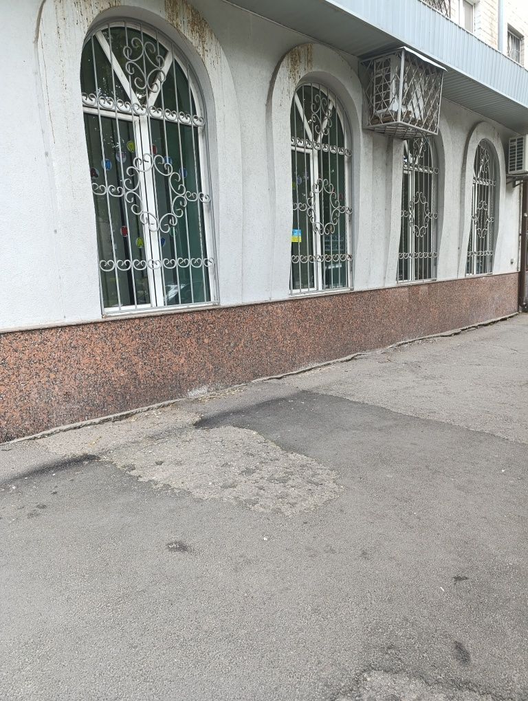 Продаж приміщення в центрі