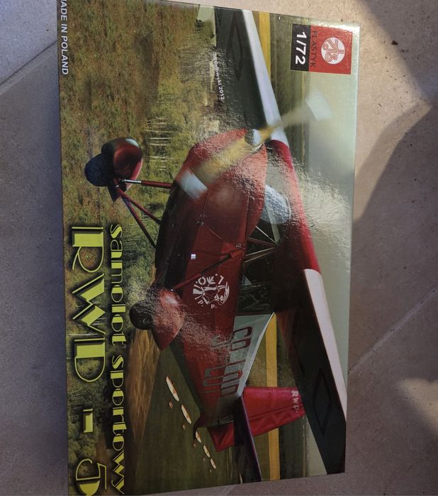 Model samolotu zapraszam