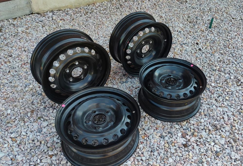 Felgi stalowe Hyundai Elantra 2017 5 x 114,3  ET50 jak nowe