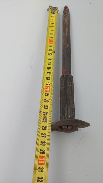 Klin do betonu lub drewna