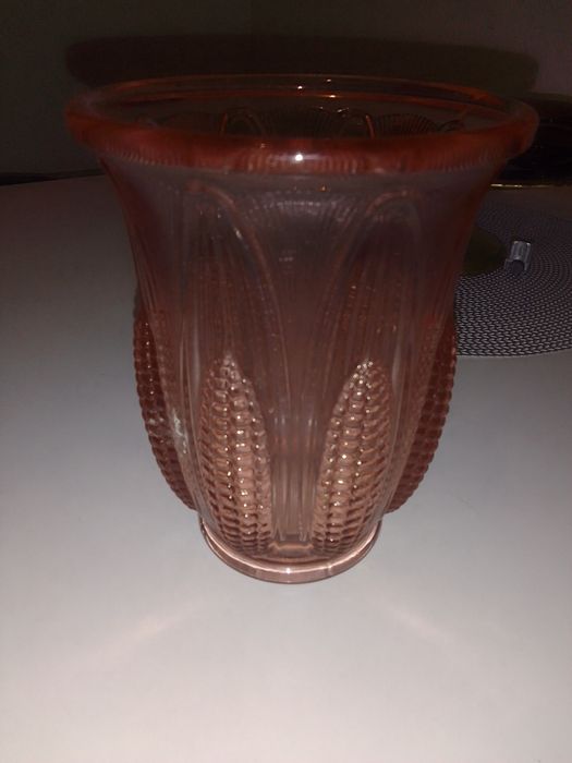 Jarra rosa velho vidro