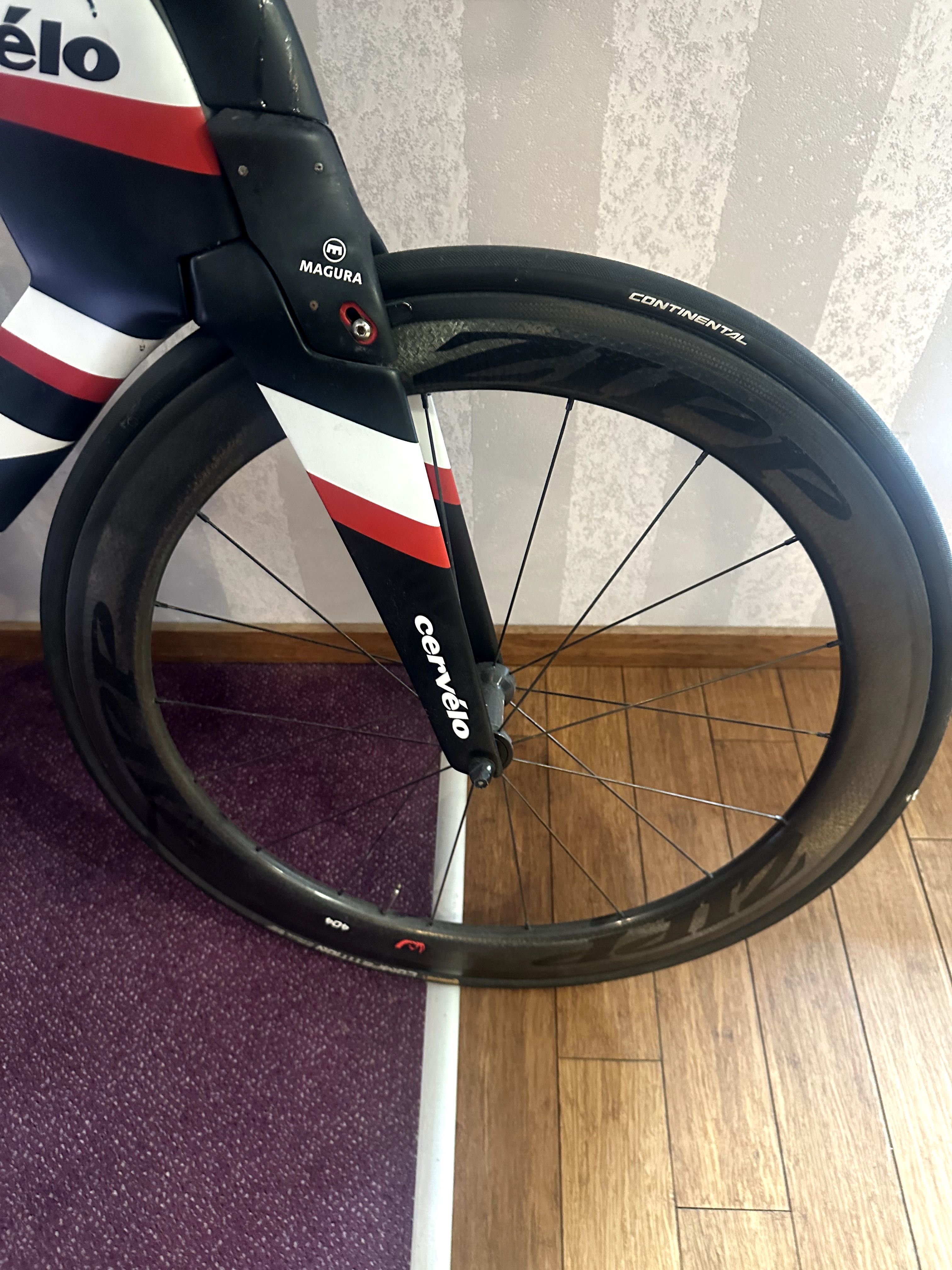 Cervélo P5 – topowy rower triathlonowy – Di2, ZIPP, gotowy do startu!