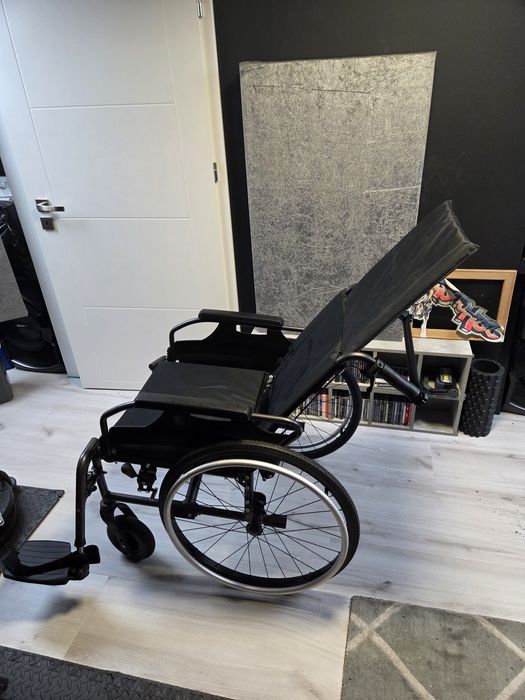 Wózek inwalidzki Vermeiren D200