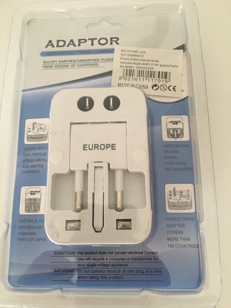 Adaptador de corrente Universal Novo