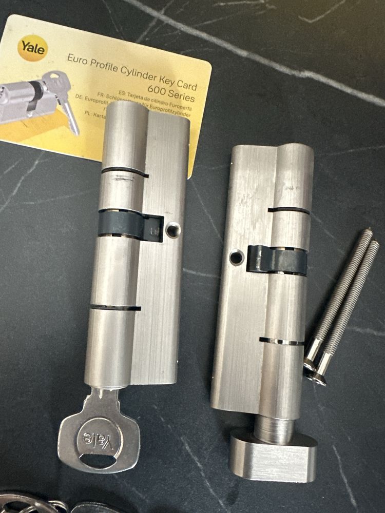 Zamek Yale 600 Series 55G/45 system jednego klucza